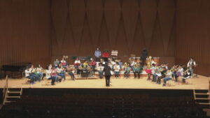 西小学校 金管・合唱コンサート　活動の集大成として演奏披露　　上田市 サントミューゼ