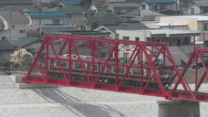 別所線 開通前の試運転 赤い鉄橋の上 走る　　上田市