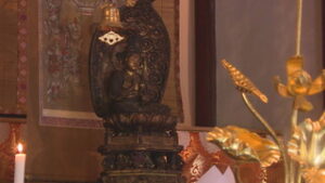 １３１年ぶり 長谷寺が龍洞院に観音像を返還　　上田市蒼久保