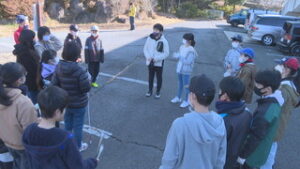 東御市をきれいに　祢津小児童が初企画「ゴミ拾い大会」