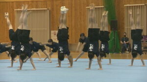 ３年ぶり　日本体育大学体操部が市民に体操披露　東御市