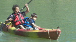子どもの居場所づくり　水辺のアクティビティなどを体験　東御市 明神池