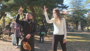 手裏剣や弓に挑戦　上田城跡公園で忍者体験
