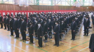 上田千曲高校　機械科と電子機械科の最後の卒業生巣立つ