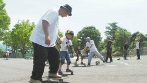 上田市で初開催　スケートボードの体験会　上田古戦場公園