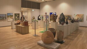 ５０周年記念　東信美術展　会員・一般・中高生の作品一堂に　上田市立美術館