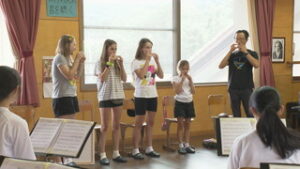 坂城中学校吹奏楽部　ウクライナの姉妹と交流