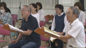 上田グローリア合唱団　１０月の定期演奏会に向け練習　上田市中央公民館
