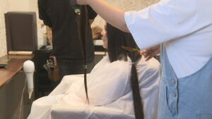 困っている人のために　ヘアドネーションで髪の毛を寄付　上田市材木町　ＶＥＧＡ　ｈａｉｒ’ｓ　ｓｔｏｒｙ