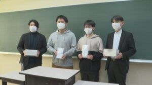 受験生を応援！　信大発の企業がマスクを寄贈　信学会上田予備学校