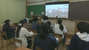 姉妹校への支援を考える　上田高校が七尾高校とオンラインで交流