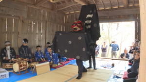 青木村　５年ぶりに子ども神楽を奉納　村松西地区