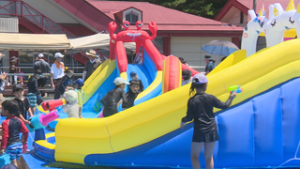 スケート場の跡地活用　森の水遊び　上田市市民の森公園