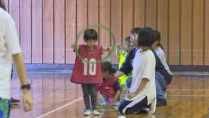 親子スポーツフェア　楽しみながら身体を動かして　上田城跡公園体育館