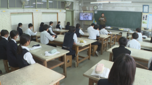 文化庁 １００年フードに認定　美味だれ焼き鳥の魅力を学ぶ特別授業　上田市立第五中学校