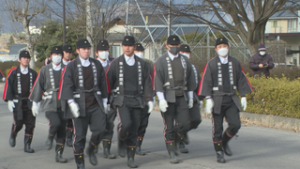 今年は例年通りの形で開催　坂城町消防団出初式　坂城町逆木通り