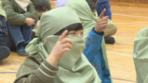 神川地区の子どもたち　忍者になりきって遊ぼう！　上田市立神川小学校