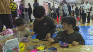 ８年ぶりに屋内開催　東御市子どもフェスティバル　東御中央公園体育館