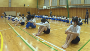 北御牧中学校　出前講座　正しい姿勢とストレッチ