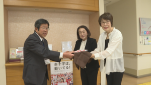ドライフラワーを楽しむ会　東御市社会福祉協議会に義援金を寄付　東御市