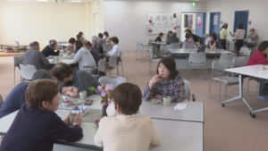 気軽に集える場を　月１のあおきカフェ　青木村保健センター