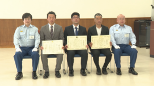 「一連の行動が迅速かつ的確」　救助者と団体に消防から感謝状　上田地域広域連合消防本部