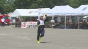 消防ポンプ操法・ラッパ吹奏の上小大会　各分団が士気と技術を競う　東御中央公園