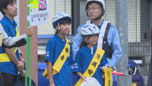 ３０日まで秋の交通安全運動　子どもたちも呼びかけ　青木村で街頭啓発