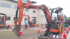上田市立中塩田小学校　ＰＴＡが主催する盈進まつり