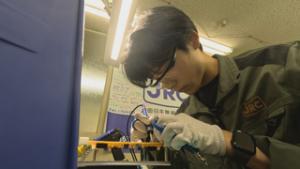 技能五輪に出場　電子機器組み立て部門　宮尾幸成さん　上田日本無線　小牧工場