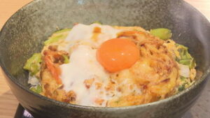 この時期食べたい秋グルメ マルシェ黒耀 かき揚げ月見天丼 長和町