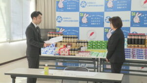 まるっと０２６８　１１月１７日　ダイナムが社協に寄付・全国サッカー選手権大会　上田西は水口（滋賀県）と対戦