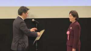 まるっと０２６８　塩尻小で野生動物対策教室・小さな親切運動　笠原世為子さん審査員特別賞受賞・東御市議会１２月定例会開会