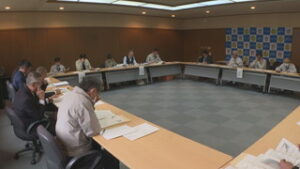 緊急銃猟　法改正に伴い　青木村で初のクマ対策会議　青木村役場