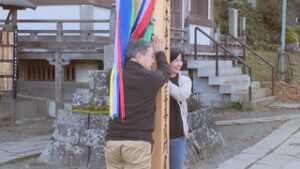 多くの人々で賑わう　北向観音　御開帳　９日まで　上田市別所温泉