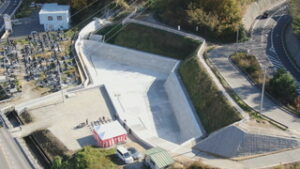 大雨や台風からの被害を防ぐ　城下地区　御所調整池が完成　上田市城下