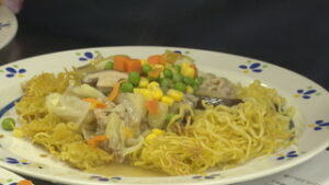 上田のソウルフード　中央公民館であんかけ焼きそば作り　