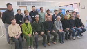 力作６４点の作品展　北御牧を描く　表彰式　東御市北御牧庁舎