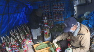 シルバー人材センター　わら細工班　地元の材料使い　正月飾りづくり　上田市真田町本原