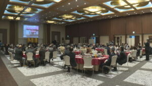 公益財団法人千曲寮　解散記念式典　ＯＢの思いは未来の学生へ　上田市東急REIホテル