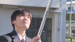 まるっと０２６８　１２月４日　・丸子修学館高校　戦争にまつわる像の「お身ぬぐい」　・国際ソロプチミスト千曲　坂城町に寄付　・写真家山﨑茂則さんの写真展