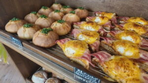 まるっと０２６８　１月１０日　きょうオープン　and　ＢＯＮ・上田市消防団　ポスター展