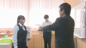 上田市立第五中学校８人を表彰　第１１回うえだ七夕文学賞表彰式