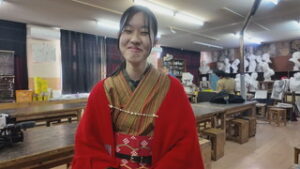 上田高校２年　宮本さん　着物の可能性　“着て探りたい