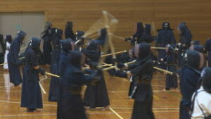 坂城町で剣道の元旦稽古　坂城中学校