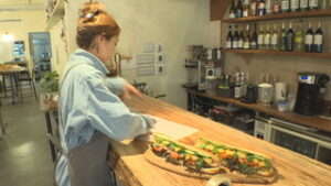 トゥデイズ バインミー　普段の２倍の長さ！恵方巻○○販売　上田市海野町