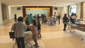 子ども服のおさがり譲渡会　まんまるマルシェ　坂城町で初開催　坂城町文化センター