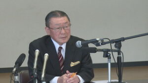 上田市長選に立候補予定　土屋陽一さんが公約を発表　大手町会館