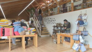 今年で創業１００年　ふとんのたけうち　マルシェふかふか市　上田市中之条