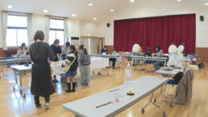 まるっと０２６８　３月２３日　城南公民館でフラワーアレンジメント教室・上田市臨時窓口開設